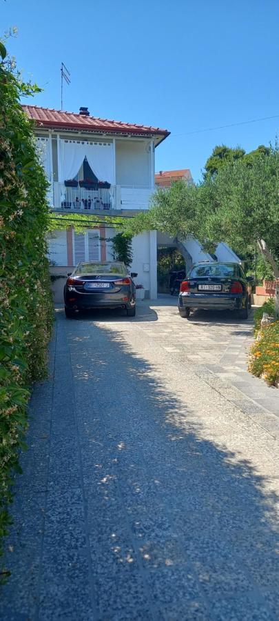 Bed and Breakfast Sobe Sotic Rab Town Exterior foto