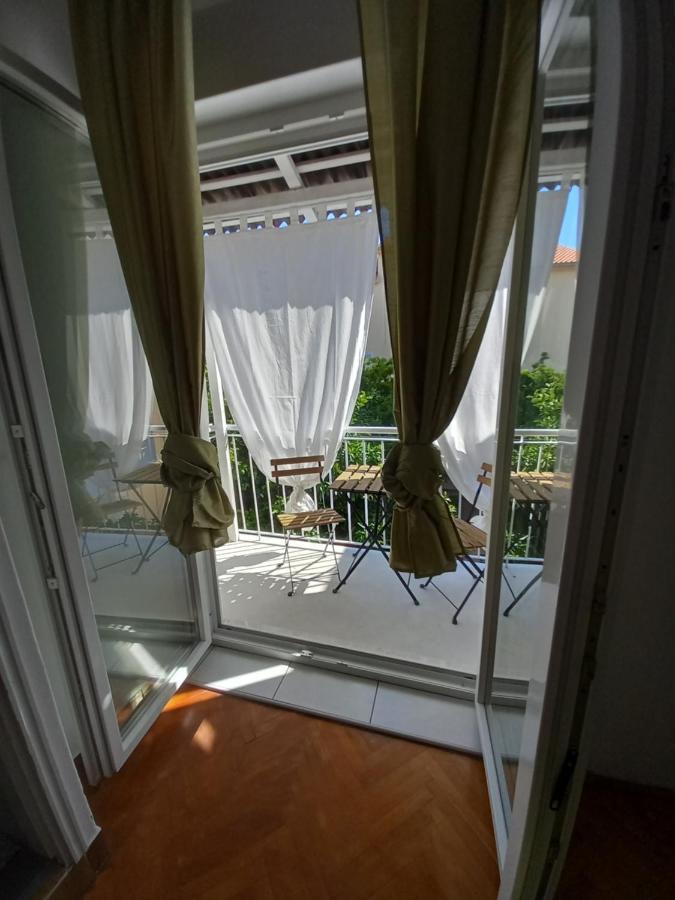 Bed and Breakfast Sobe Sotic Rab Town Exterior foto